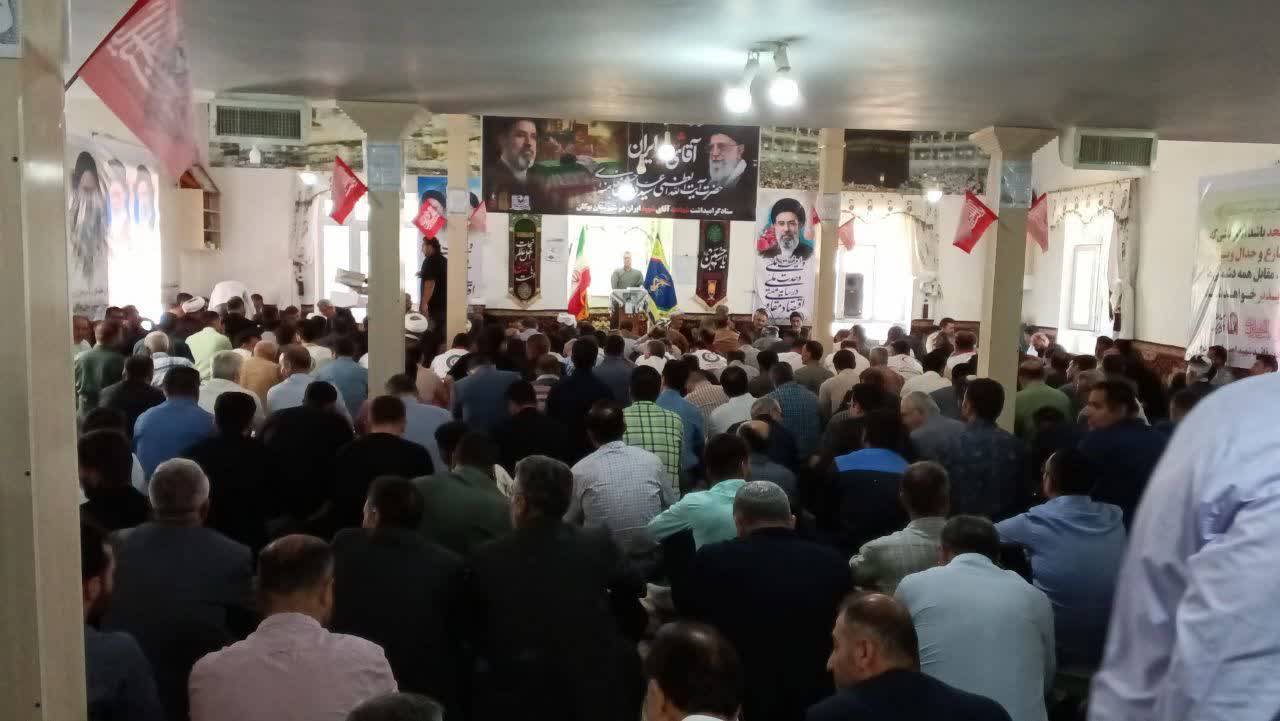 ادای احترام بوکانی ها به امام مجاهد شهید ادای احترام بوکانی ها به امام مجاهد شهید