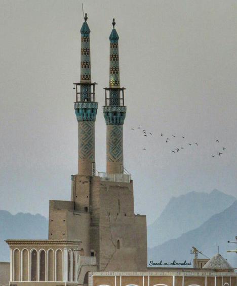  نمایی زیبا از مناره های میرچقماق یزد