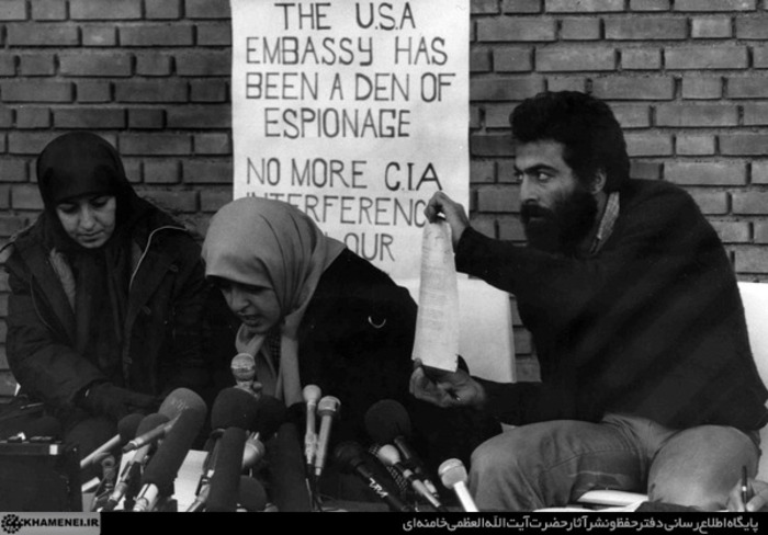 مصاحبه مطبوعاتی چند تن از دانشجویان