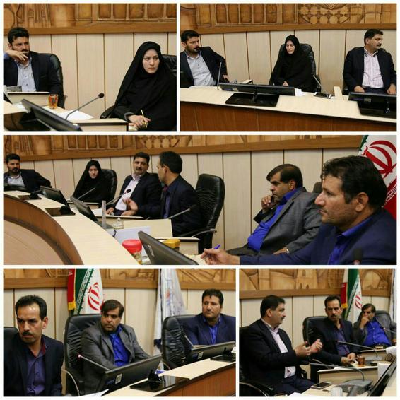 جلسه شورای اسلامی شهرستان یزد-بررسی طرح قطار حومه ای وپساب شهری